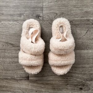 UGG Women's Cozy Cream Slippers